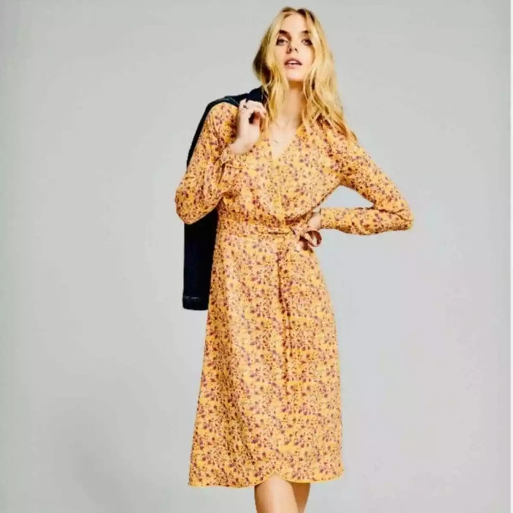 Time and Tru Long Sleeve Midi Faux Wrap Floral